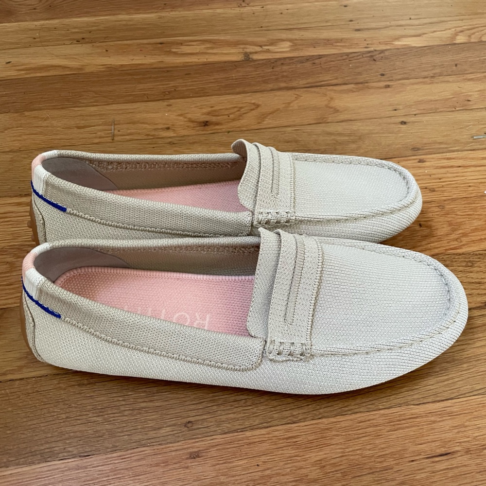 Rothy’s the driver loafer shoe in sesame size 8.5, never worn outside